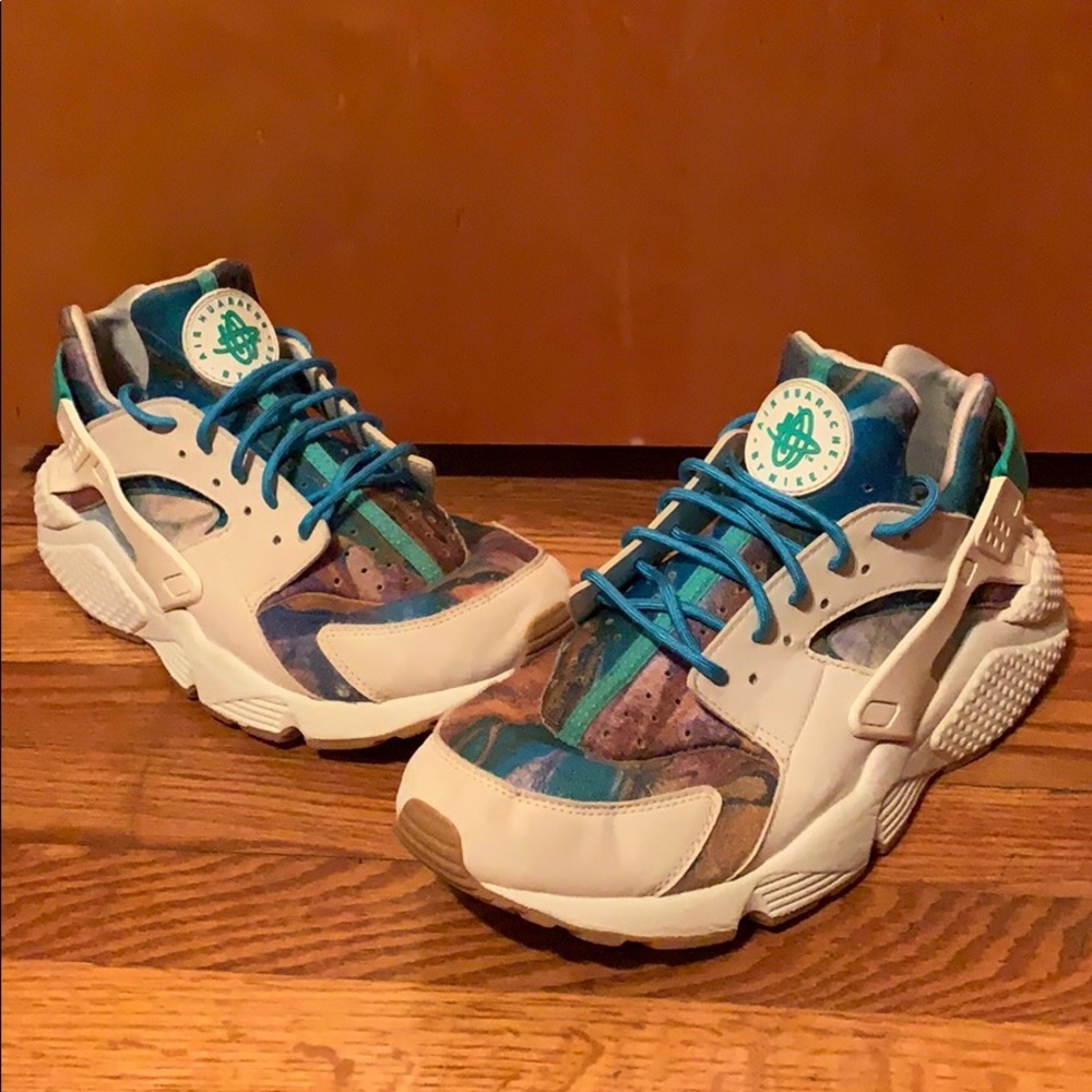 *CUSTOM* NIKE AIR HUARACHE!! - Picture 7 of 7